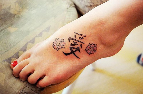Восхитительные идеи тату 2024-2025: топовые новинки тату для девушек на фото